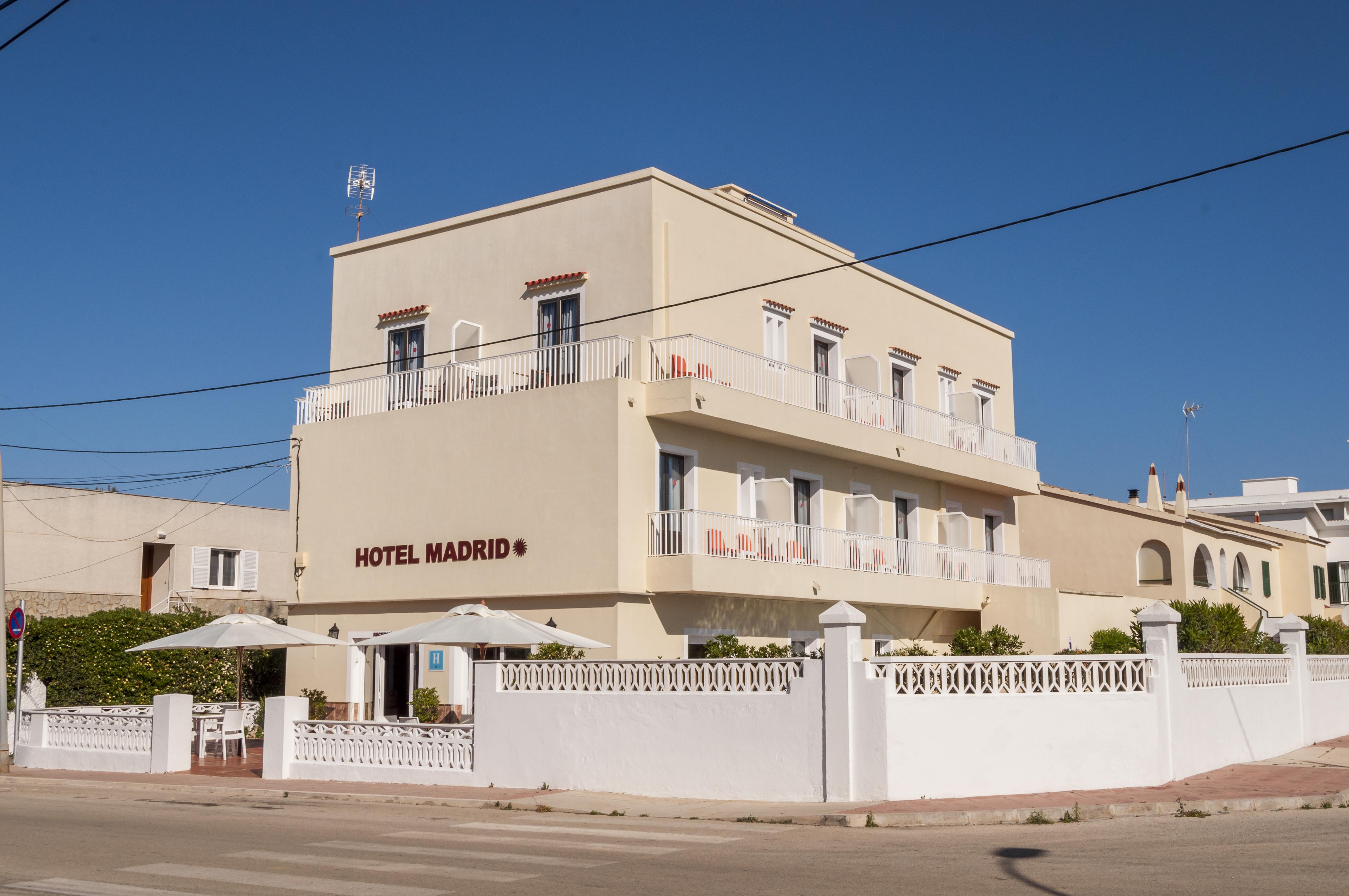 Hotel Madrid Сьюдадела Экстерьер фото
