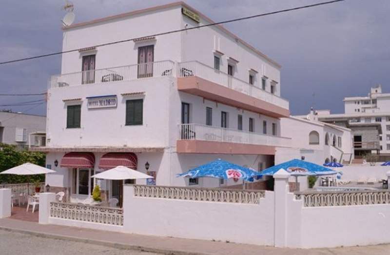 Hotel Madrid Сьюдадела Экстерьер фото