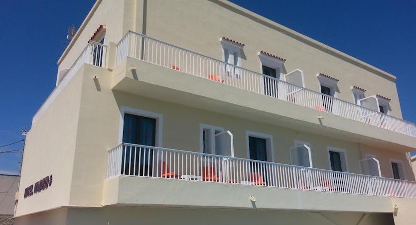Hotel Madrid Сьюдадела Экстерьер фото